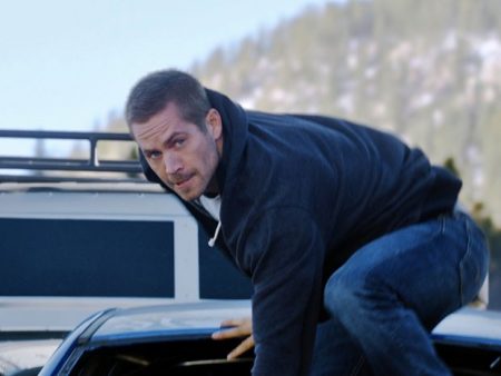 Elenco de “Velozes e Furiosos” faz homenagem a Paul Walker, morto há 5 anos