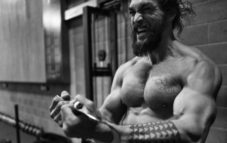 “Aquaman” alcança bilheteria histórica e afoga “Batman” nos cinemas