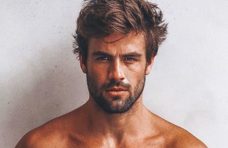 Ex-BBB Rafael Licks assusta fãs ao postar foto e detalhe chamar a atenção