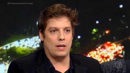 Fábio Porchat chora e consola Paulo Vieira em último programa na Record