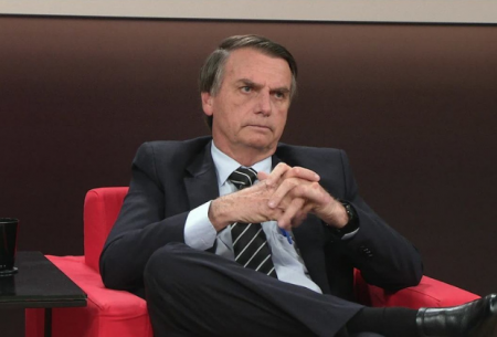 Bolsonaro rebate jornalista da Globo News que criticou fim de secretaria