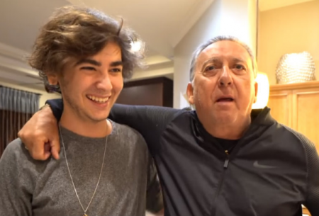 Em momento ostentação, filho de Galvão Bueno mostra jatinho da família