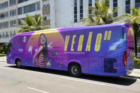 Globo lança nova novela das sete com “viagem no tempo” e clima de festa