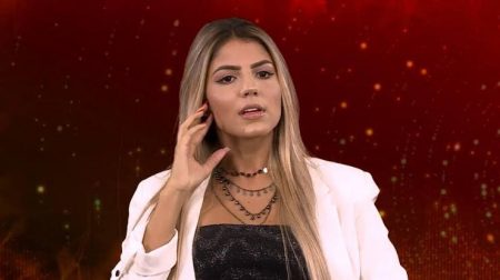 BBB 2019: Hariany choca ao revelar que “famoso casado” já deu em cima dela