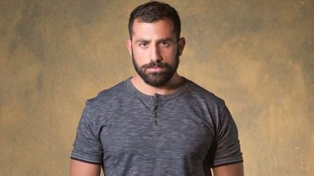 No ar em “Órfãos da Terra”, Kaysar relembra saída da Síria