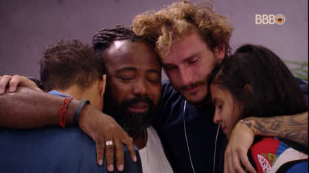 BBB 2019: Anjos da semana se emocionam com vídeos da família