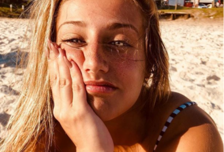 Atriz da Globo enfrenta perrengue durante show de Anitta