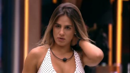 BBB 2019: Carol Peixinho diz que Alan “é muito leve” para ficar com Hana