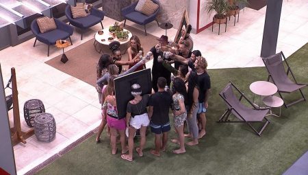 BBB 2019: Paulo Gustavo e Monica Martelli chocam brothers com invasão