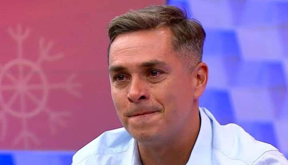No “Globo Esporte”, Ivan Moré revela time e chora ao lembrar do pai