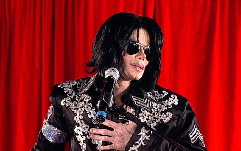 Fãs processam supostas vítimas que acusam Michael Jackson de abuso sexual