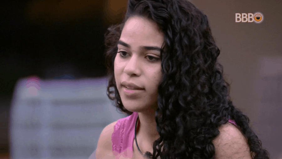 BBB 2019: Elana garante a Isabella que não quer formar triângulo amoroso