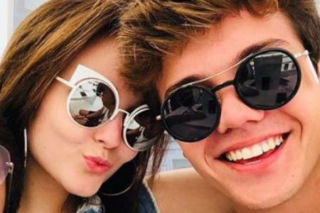 Leo Cidade nega ciúmes de Larissa Manoela e revela planos para a carreira
