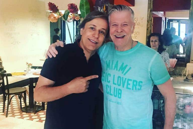 Miguel Falabella e Tom Cavalcante viverão casal gay em nova série da Globo