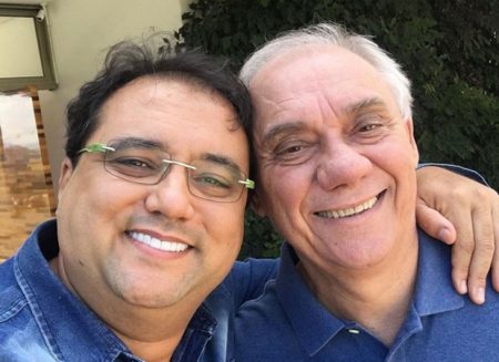 Geraldo Luís comove a web ao postar foto inédita com Marcelo Rezende