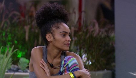 BBB 2019: Gabriela faz desabafo relacionado a estupro