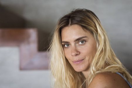 Carolina Dieckmann desabafa sobre assunto íntimo e chama a atenção