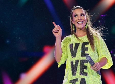 Ivete Sangalo fala da “barriguinha” pós-parto e revela novidades para 2019