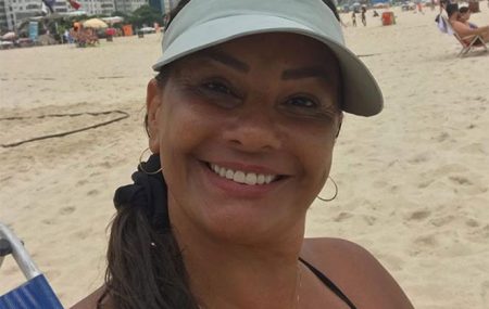 Solange Couto sai em defesa de participante do BBB 2020