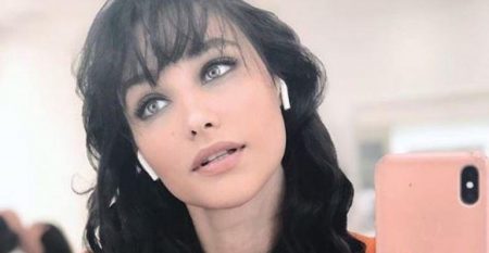 Débora Nascimento volta ao Instagram após separação