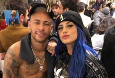 Tati Zaqui rasga o verbo e fala sobre “romance” com Neymar em Paris