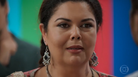 “Verão 90” causa na web com referência a Xuxa e Luciana Gimenez
