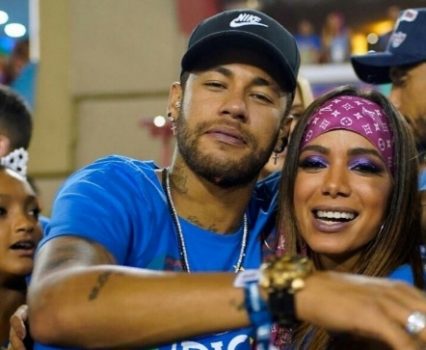 Após vídeo, Anitta muda discurso e assume beijo em Neymar