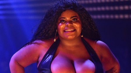 Jojo Todynho faz topless em ensaio sensual e deixa seguidores babando