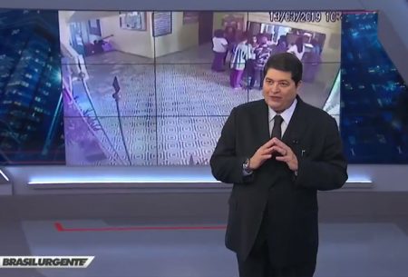 Datena surge na TV com cabelos brancos e impressiona público