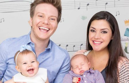 Thais Fersoza derrete a web ao mostrar filhos em momento de afeto