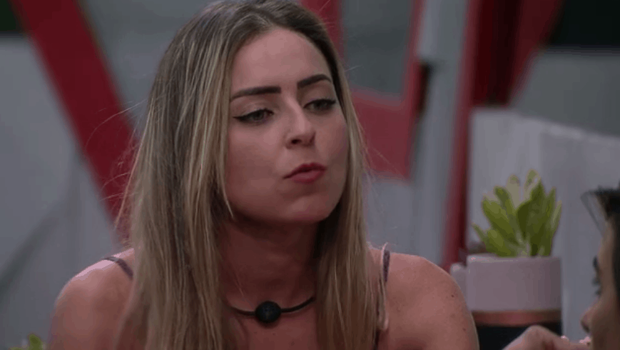BBB 2019: Paula critica Rodrigo por ele se pagar de bonzinho