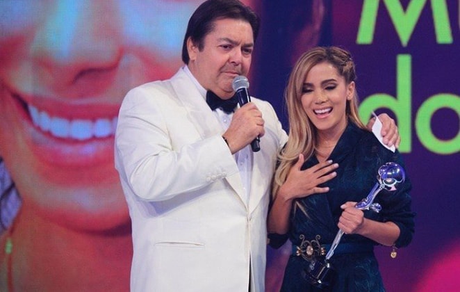 Leo Dias revela mal-estar entre Anitta e Fausto Silva
