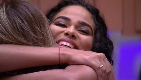 Em votação histórica, Elana é a nona eliminada do BBB 2019