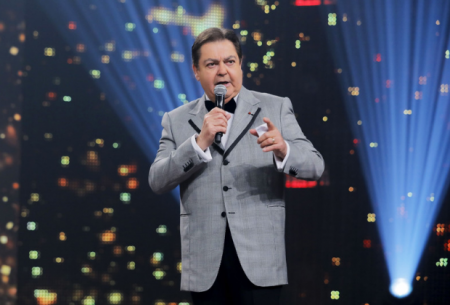 Equipe do “Domingão do Faustão” celebra 30 anos do programa