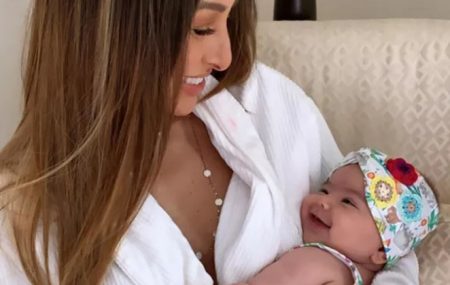 Sabrina Sato registra momento íntimo e dá o que falar