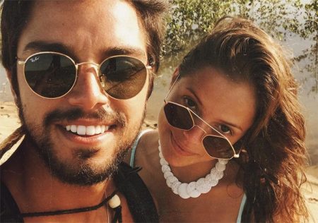 Rodrigo Simas e Agatha Moreira arrasam em ensaio sensual