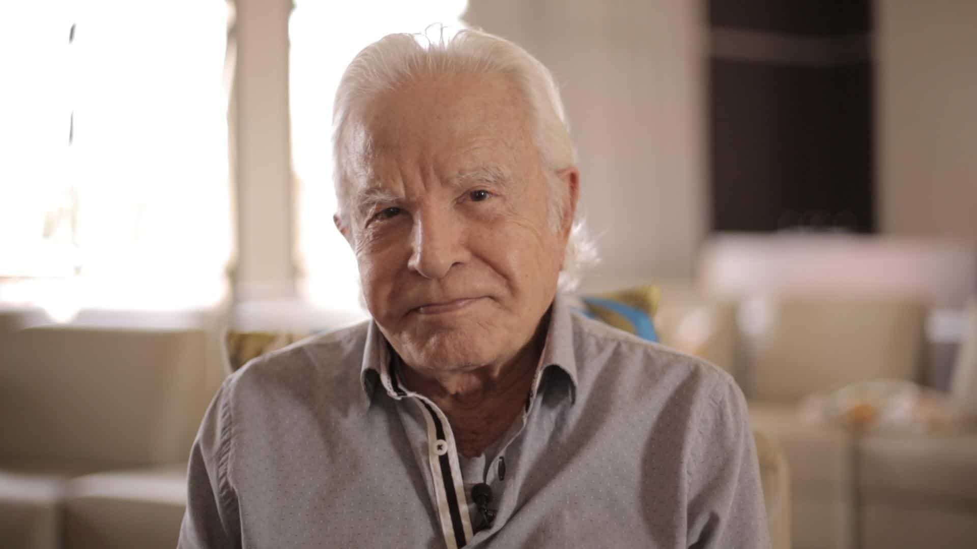 Aos 91 anos, Cid Moreira fala da Globo e nega uso de viagra