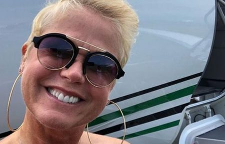 Xuxa rebola muito ao som de Anitta e impressiona seguidores