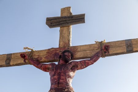 Cena da crucificação de Cristo marca capítulo desta segunda de “Jesus”