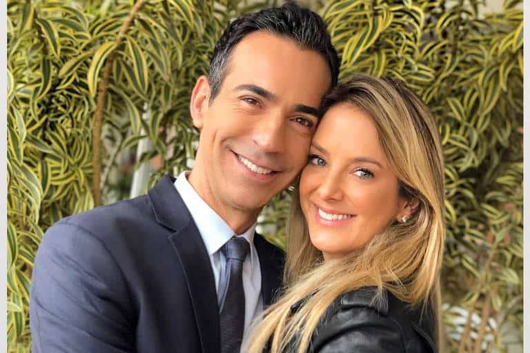 Grávida, Ticiane Pinheiro posa com Cesar Tralli em passeio romântico