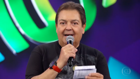 Futebol bomba na Globo e turbina “Domingão do Faustão”