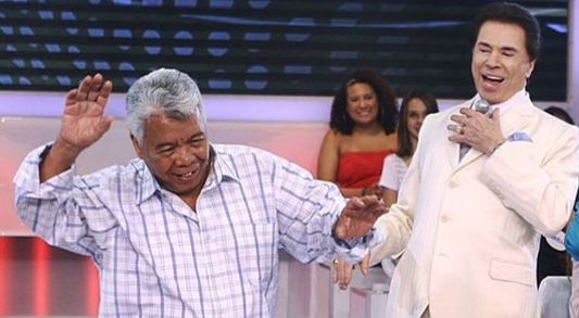 Roque, assistente de Silvio Santos, comemora 82 anos e ganha festa surpresa