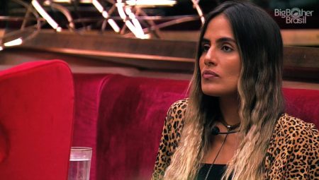 BBB 2019: Carolina reclama sobre possibilidade de ir ao paredão