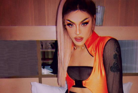 Pabllo Vittar exibe bumbum sarado ao malhar de cueca e enlouquece web