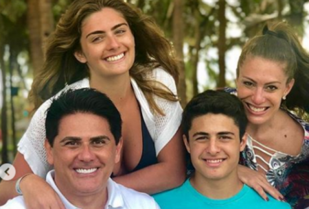 Cesar Filho se declara para filhos e emociona seguidores