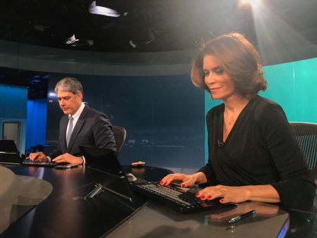Globo coloca apresentadores de sobreaviso após chuva no Rio