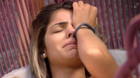 BBB 2019: Hariany abre o jogo sobre expulsão do reality