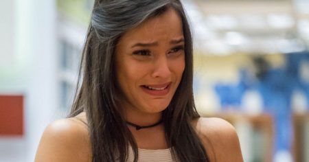 Emilly Araújo revela sequela em sua vida após relação tóxica no BBB