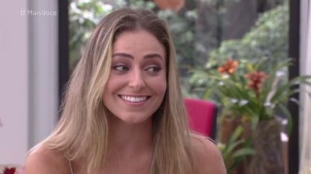 Ana Maria Braga ignora polêmicas de Paula no BBB 2019 e irrita o público