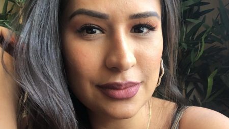 Simone cai na gargalhada ao ouvir comentário divertido do filho